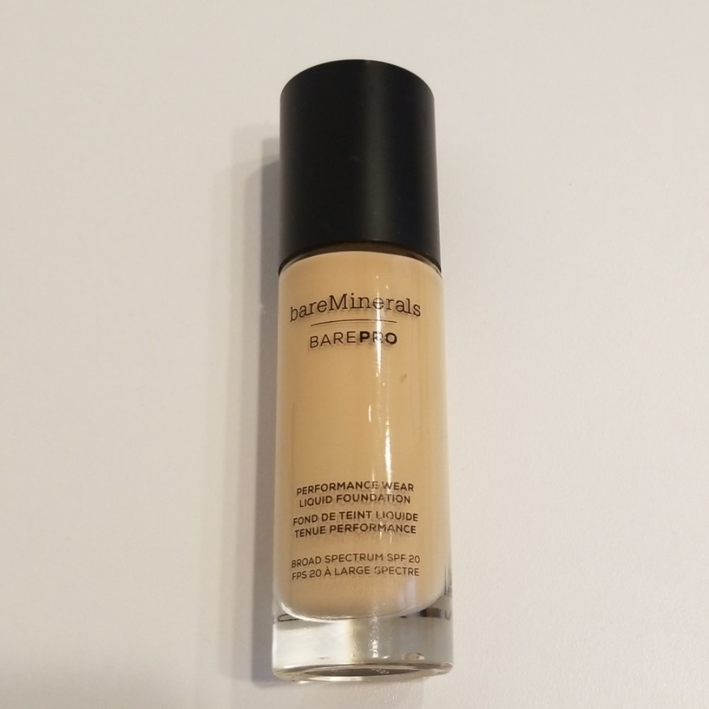 BareMinerals BarePro Liquid Foundation Sandalwood